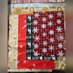 New Assorted Christmas Themed Poly Mailers 25 Pcs.